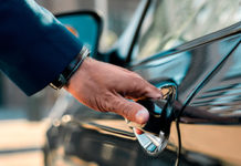 Ventajas de contratar un coche con chófer en Madrid: comodidad, elegancia y puntualidad alquiler de coche con chófer en Madrid